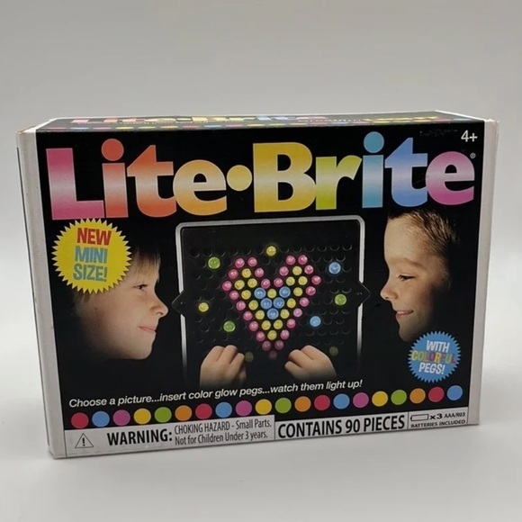 Spark Your Imagination w Lite-Brite Mini‎ - The Perfect Travel-Sized Ligh… - Picture 2 of 5